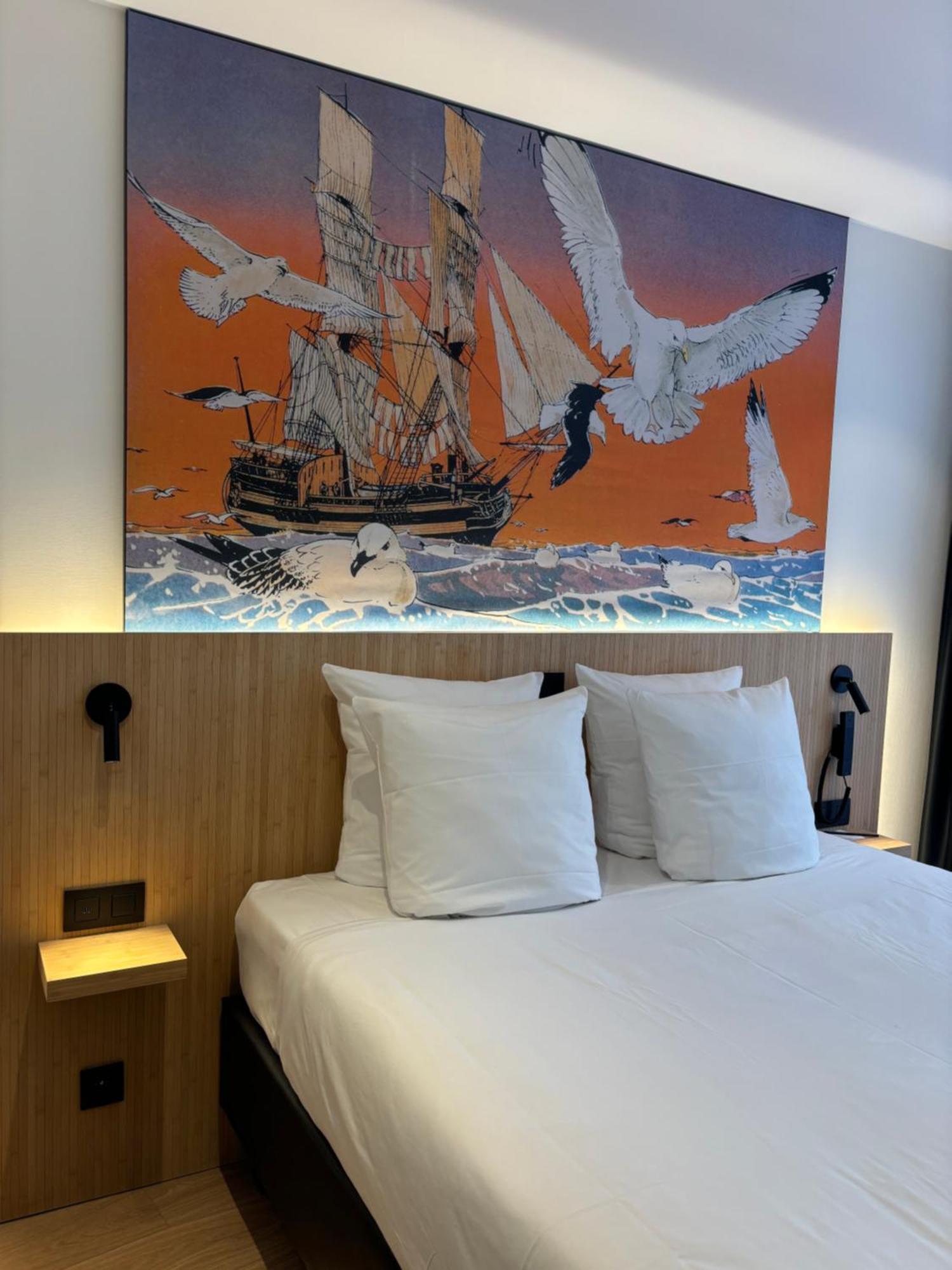 Comic Art Hotel Гент Екстер'єр фото