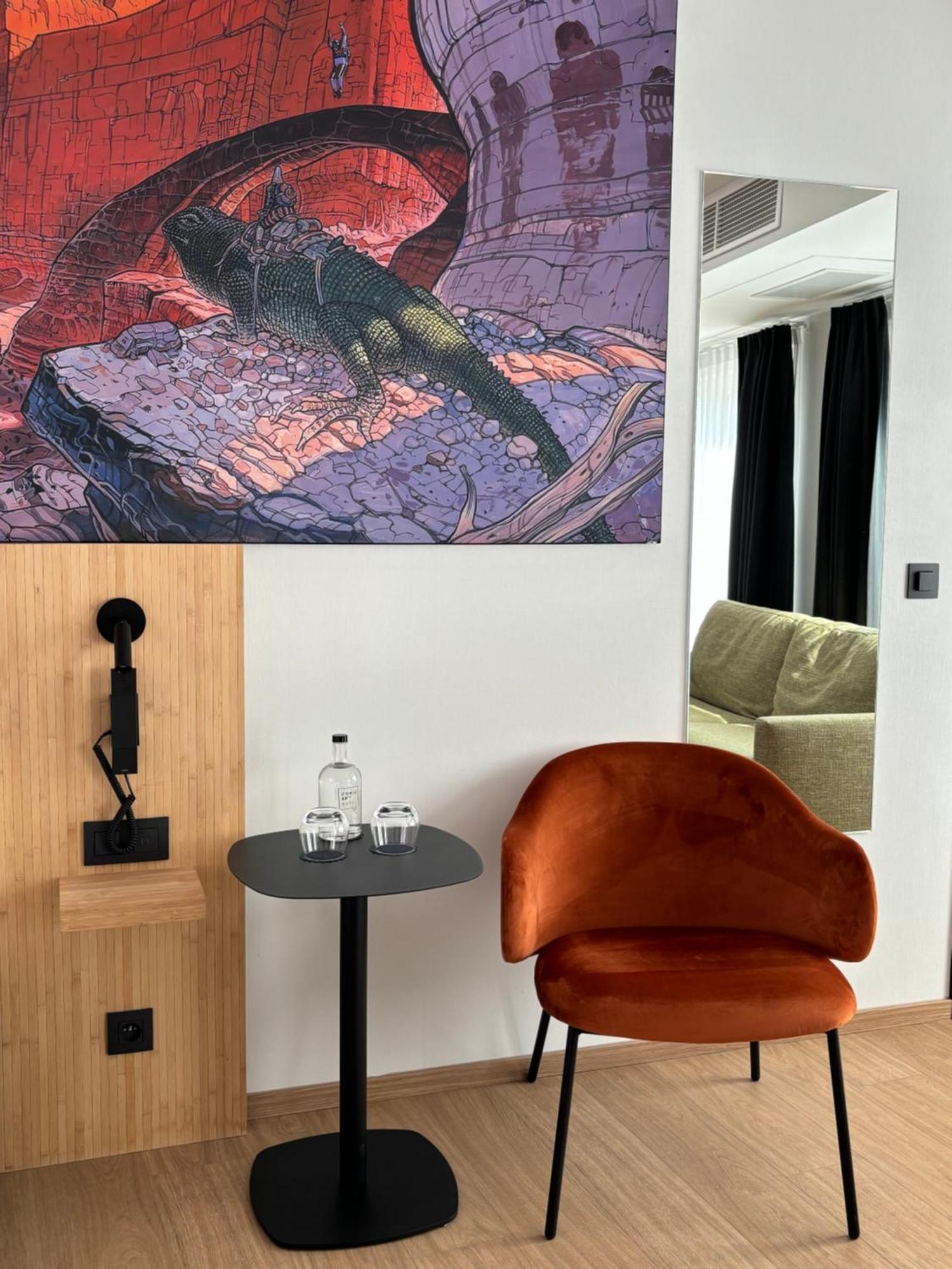 Comic Art Hotel Гент Екстер'єр фото